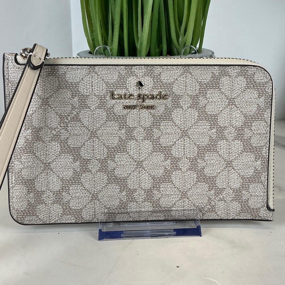 Kate Spade Lucy FlowerCream light‎ Brown Wristlet Wallet Bag